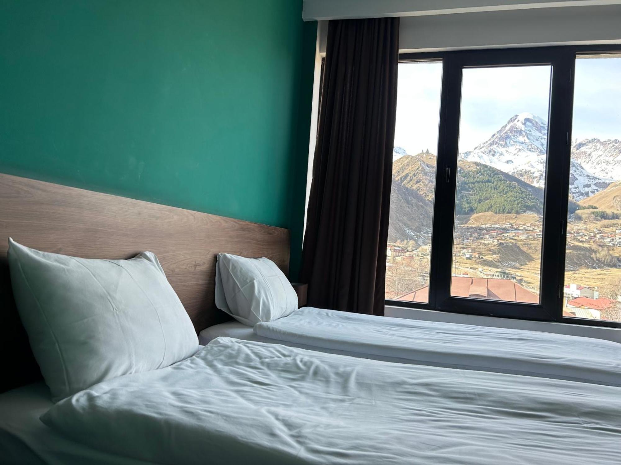 Shushabandi Kazbegi Hotel Exterior photo