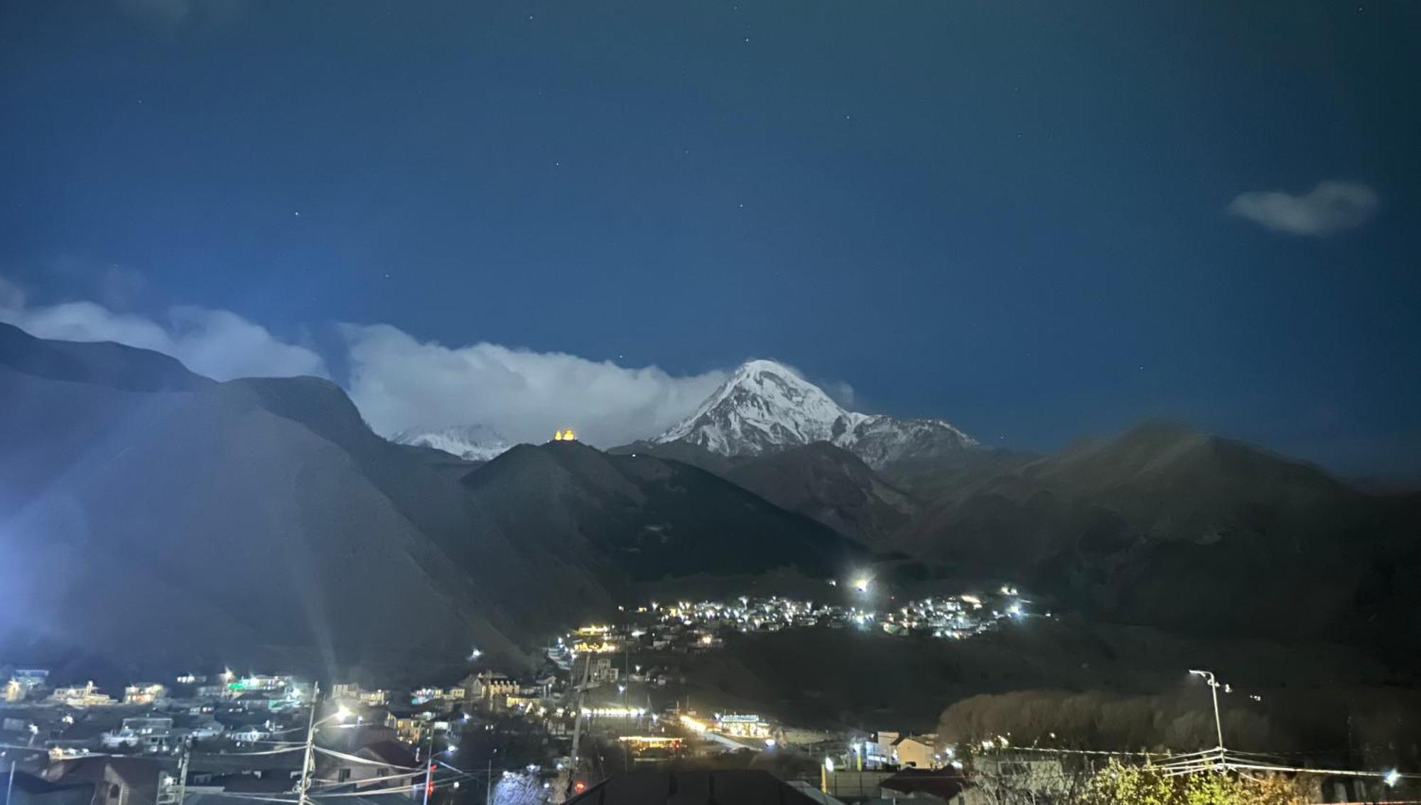 Shushabandi Kazbegi Hotel Exterior photo